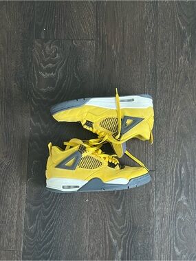 Air Jordan 4 Lightening Sz 12